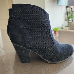 a.n.a Ana Anita Booties